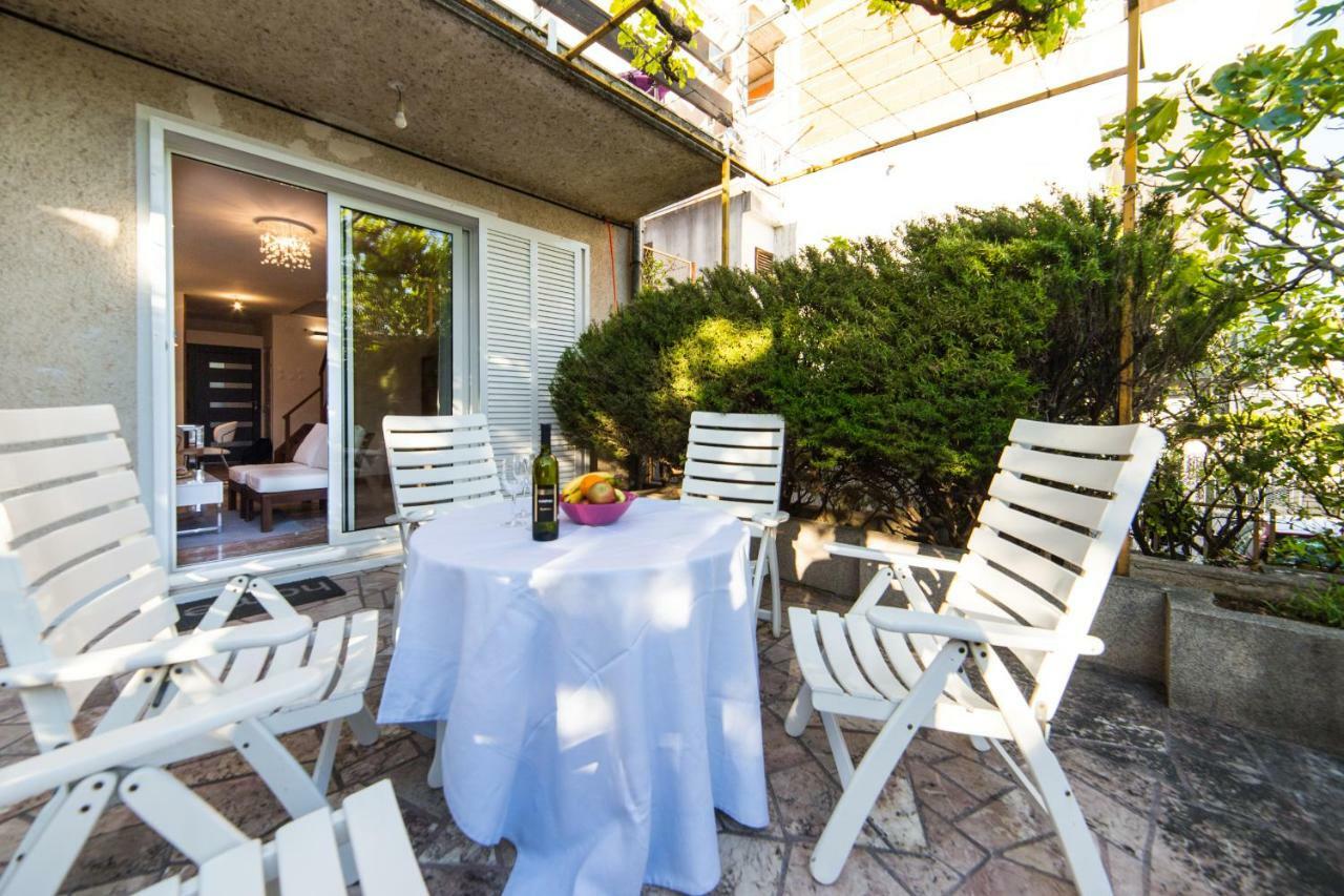 Apartment Bella Baška Voda Екстериор снимка