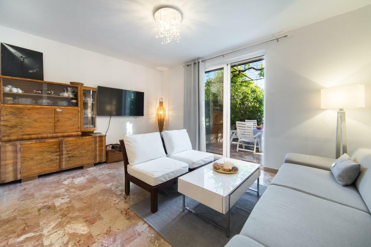 Apartment Bella Baška Voda Екстериор снимка