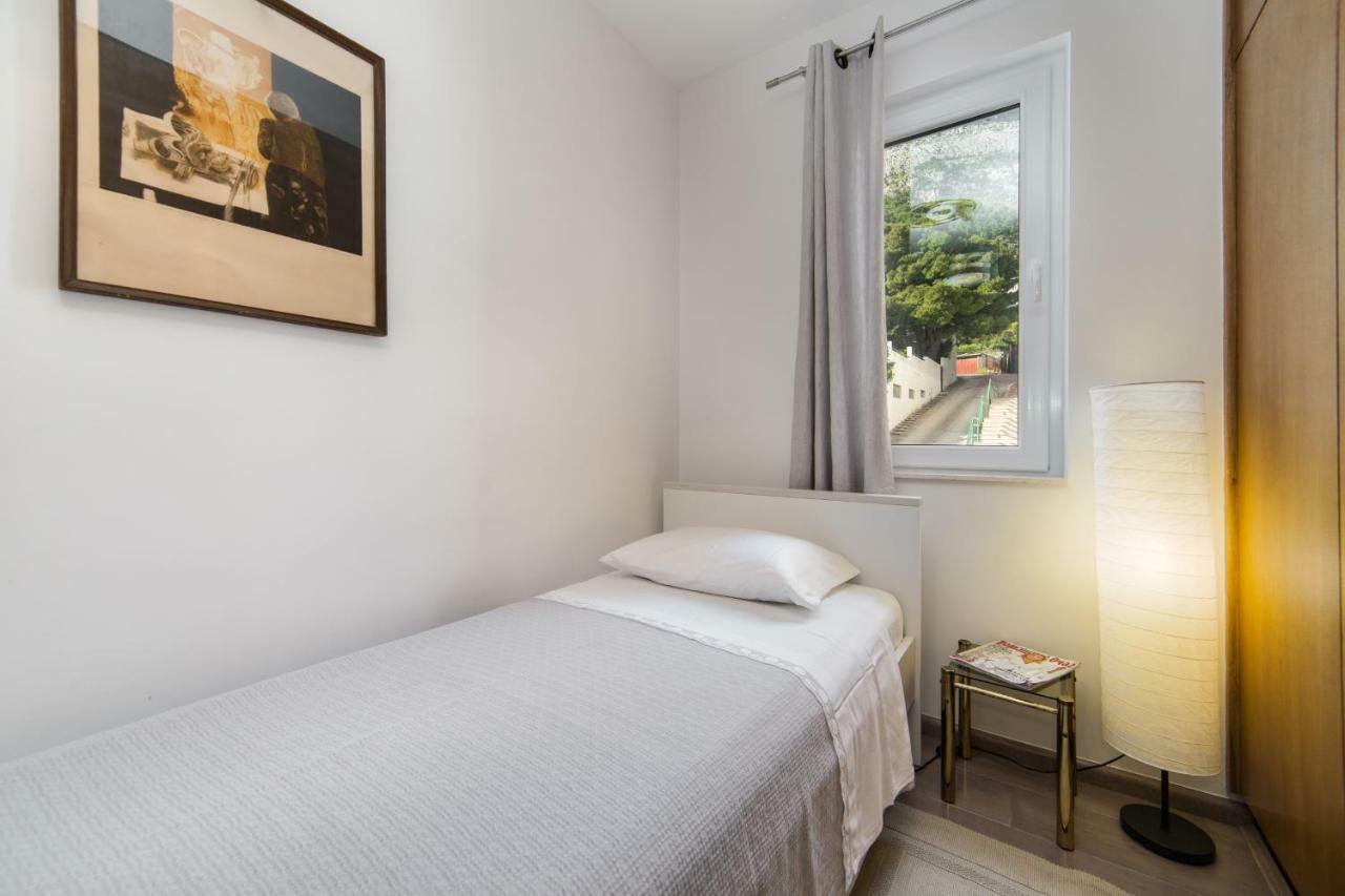 Apartment Bella Baška Voda Екстериор снимка