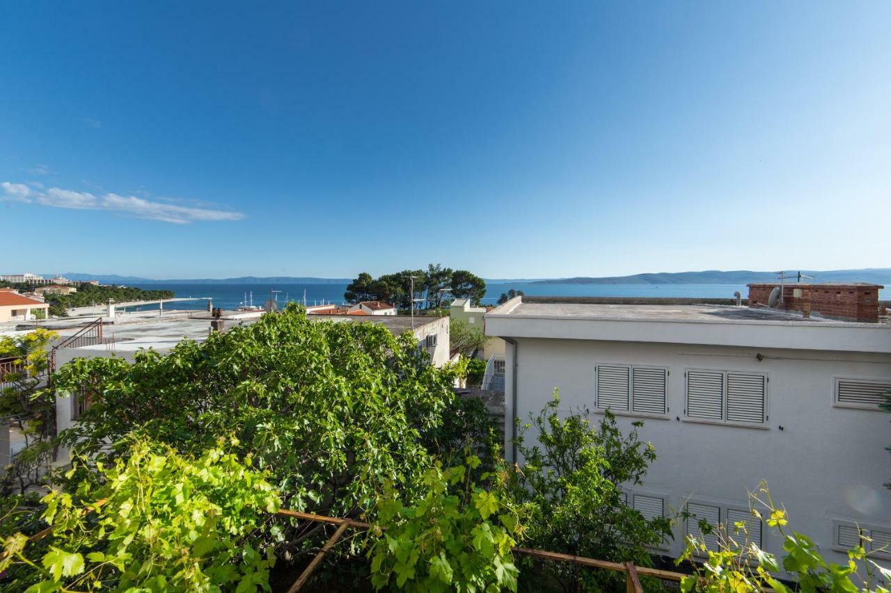 Apartment Bella Baška Voda Екстериор снимка